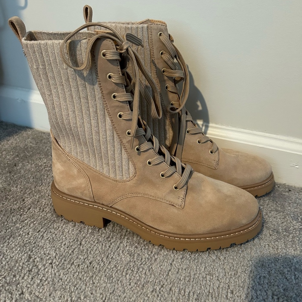 NWOT 9 Sam Edelman Lydell Almond Toe Knit Lace Up Combat Boot Tan Beige